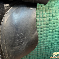 17.5" Adam Ellis Dressage Saddle