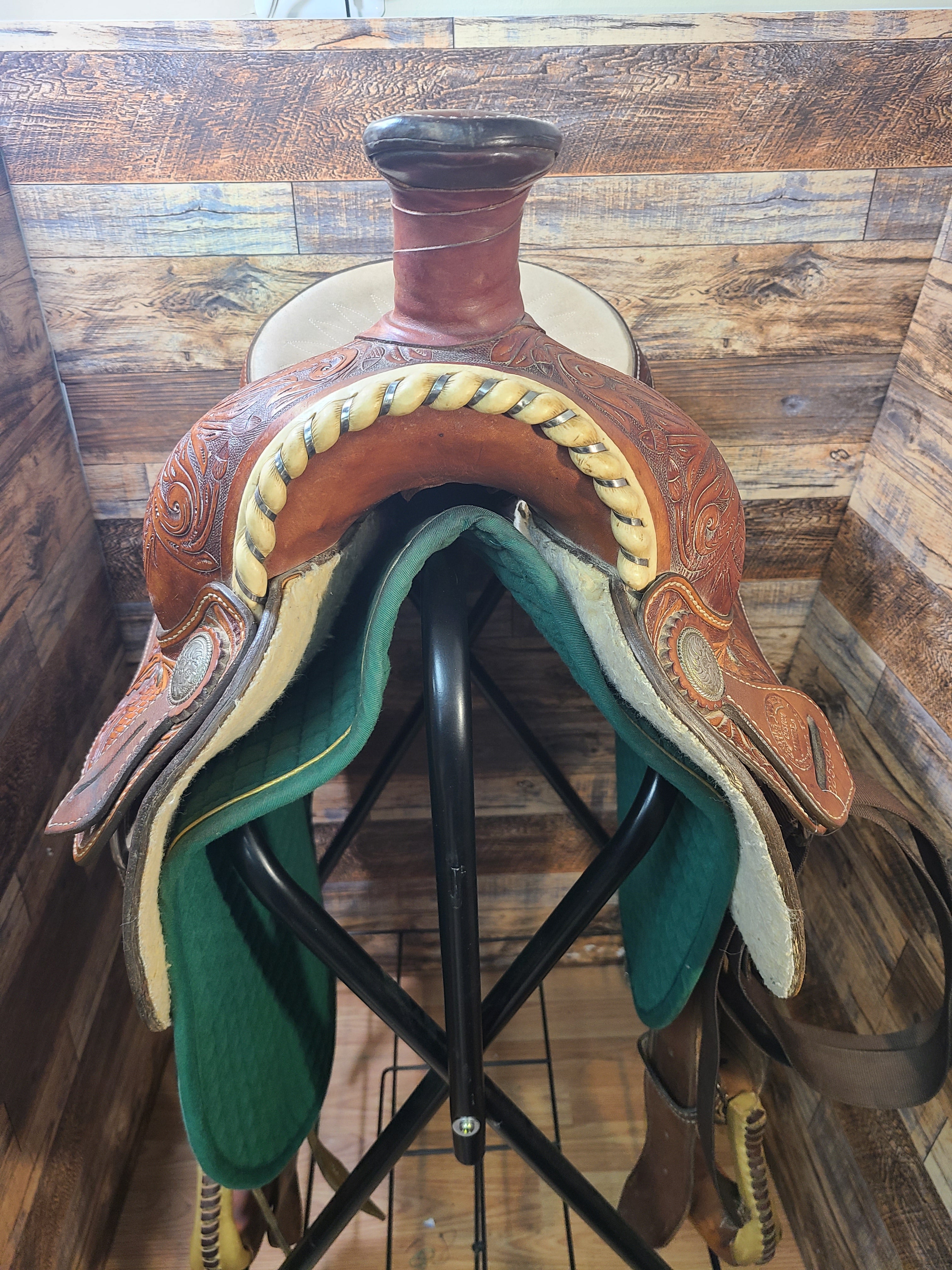 16" Saddle Smith Western Saddle