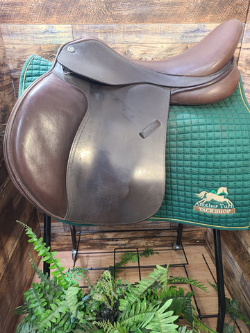 18" Collegiate AP Saddle - Adjustable