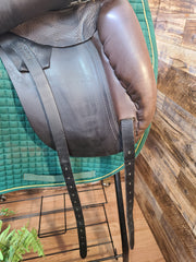 18" JRD Accord Dressage Saddle-BROWN