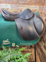 17" Antares 2011 Close Contact Saddle