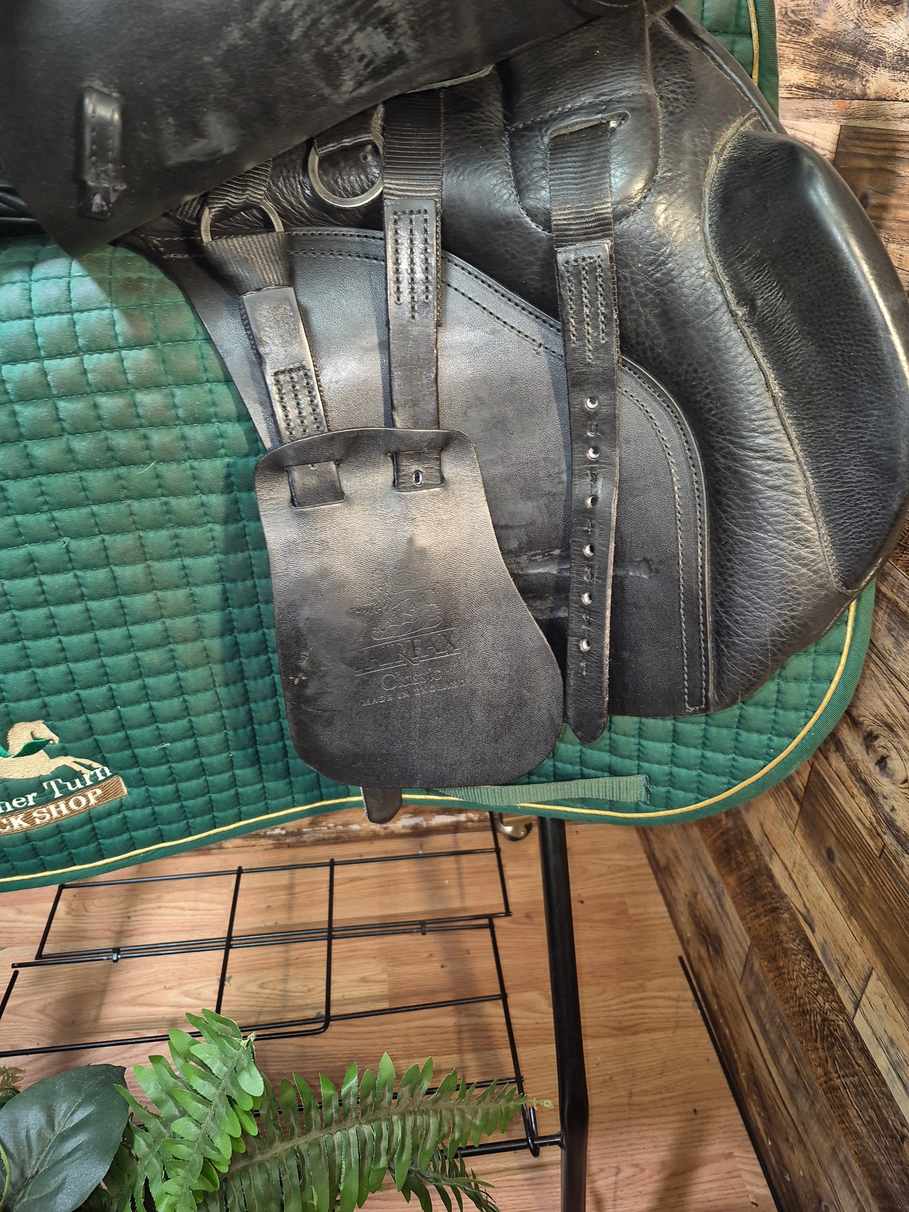 Fairfax Classic BLACK Jump Saddle