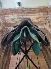 17" Schleese Unalight CC Saddle