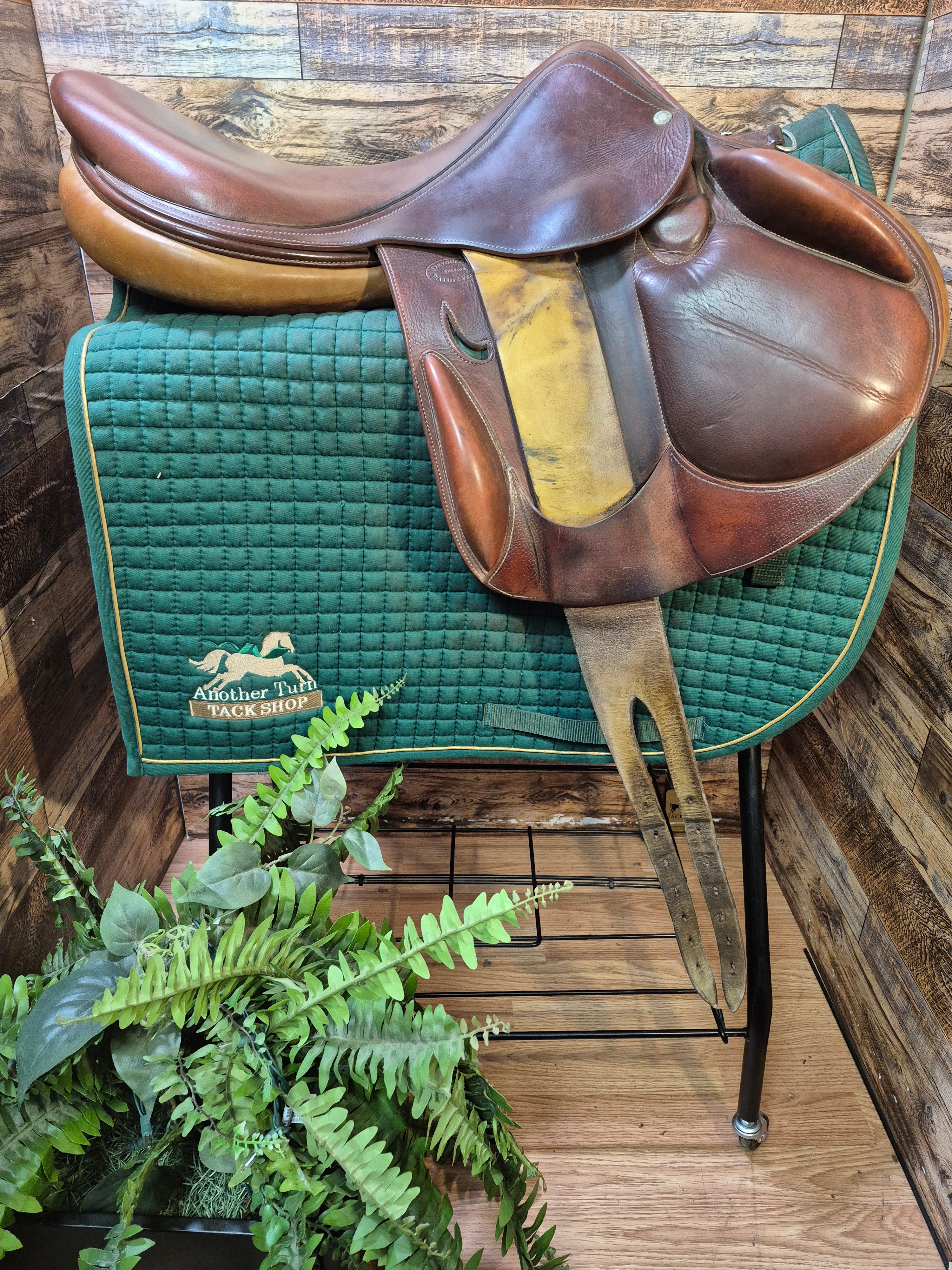18.5" Devoucoux Ioldy Monoflap Saddle