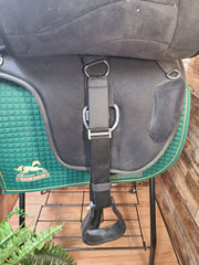 Treeless Synthetic Endurance Saddle