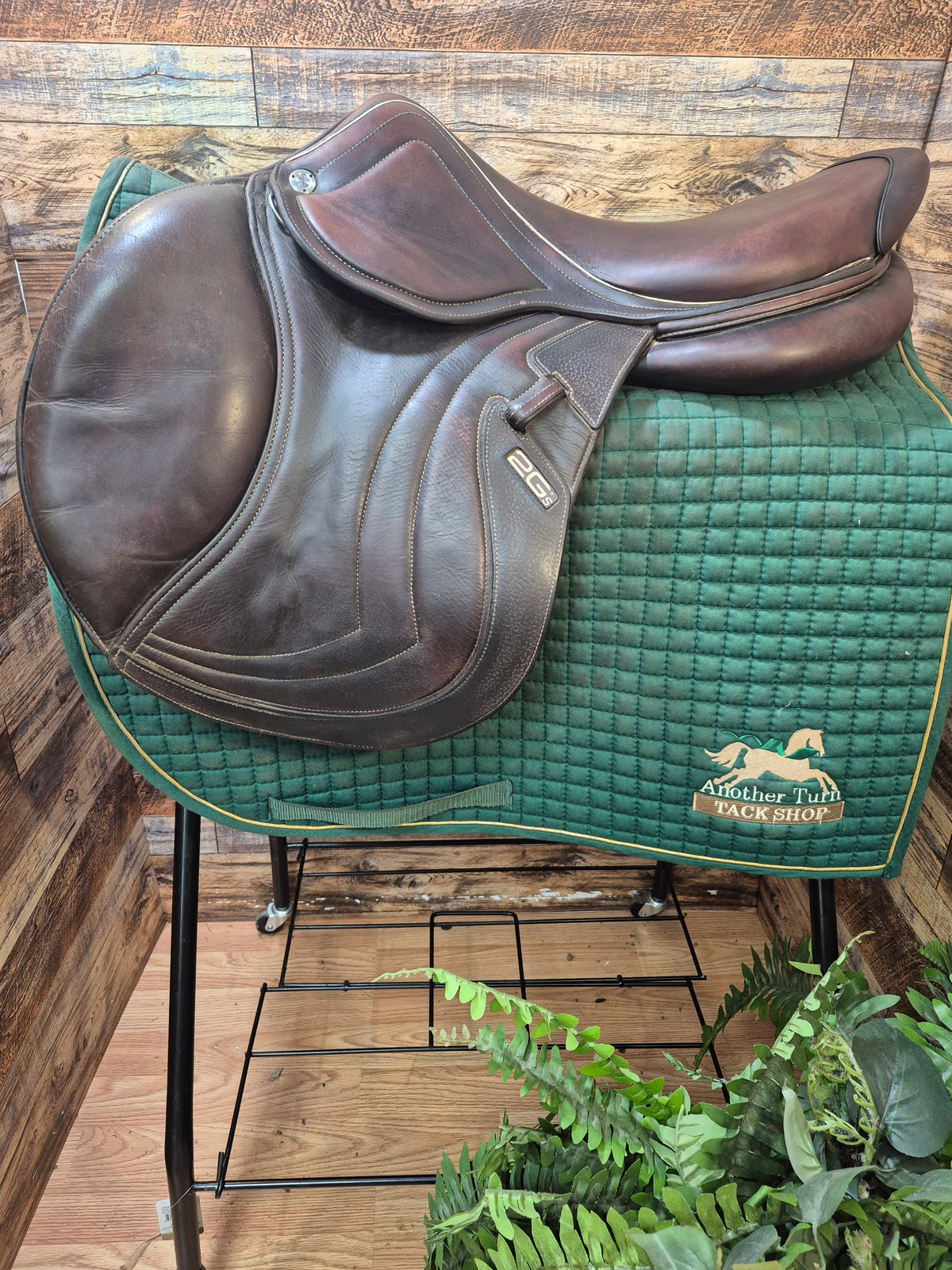 17.5" CWD Mademoiselle Jump Saddle