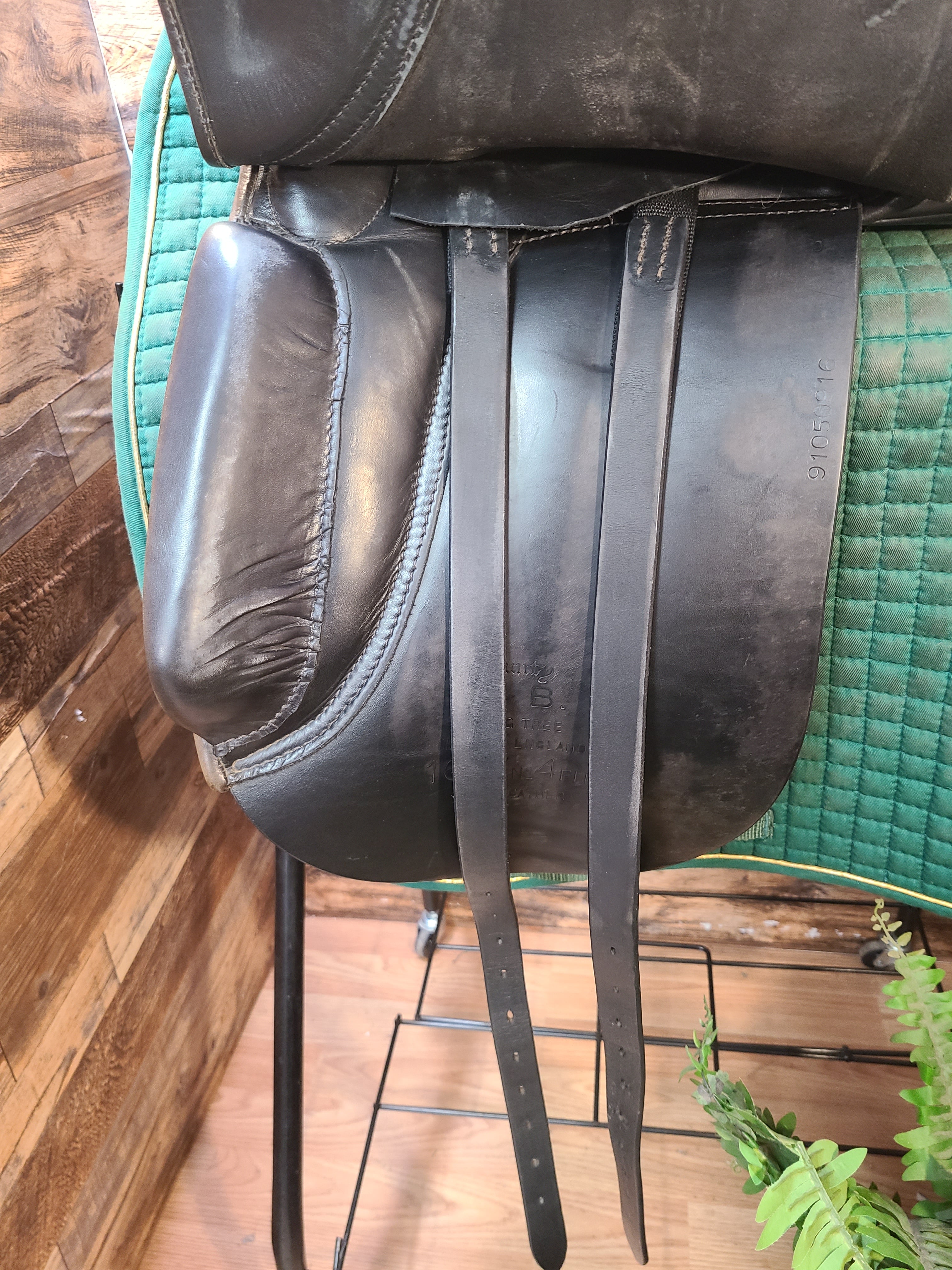 16.5" County W.B. Dressage Saddle