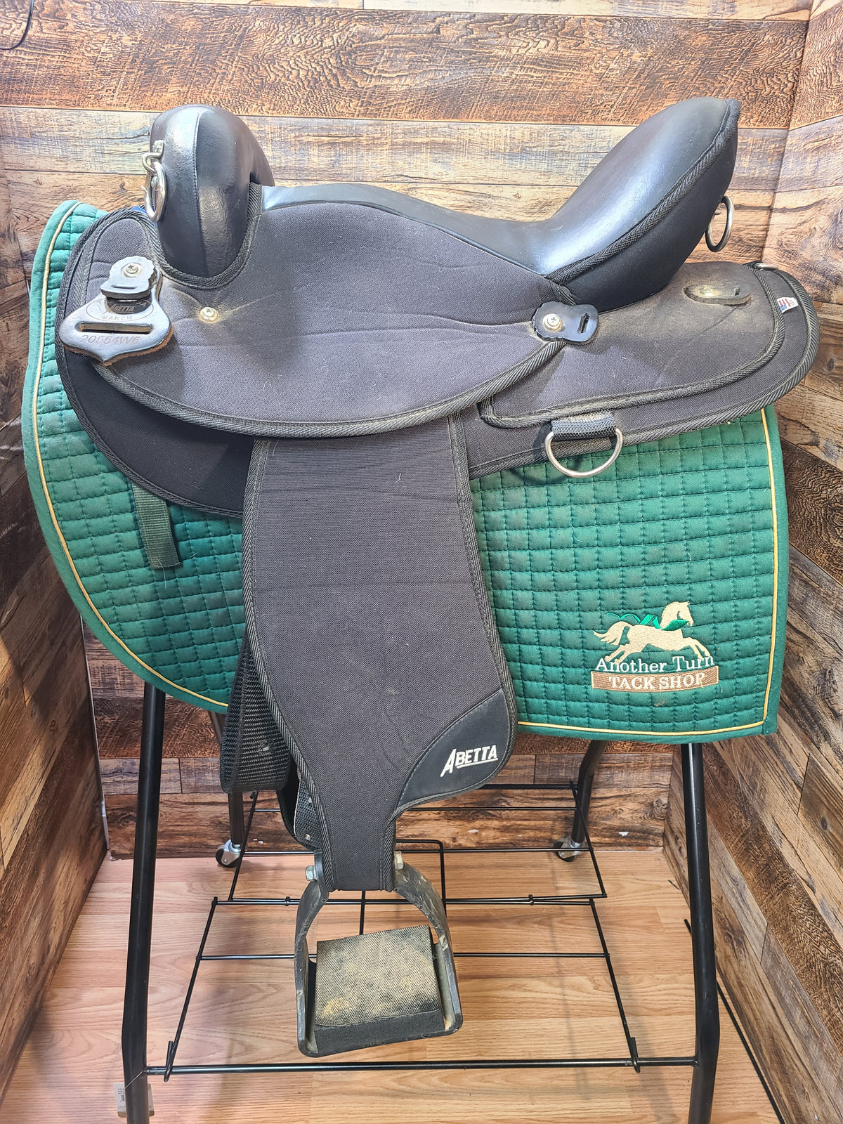 16" Abetta Endurance Saddle