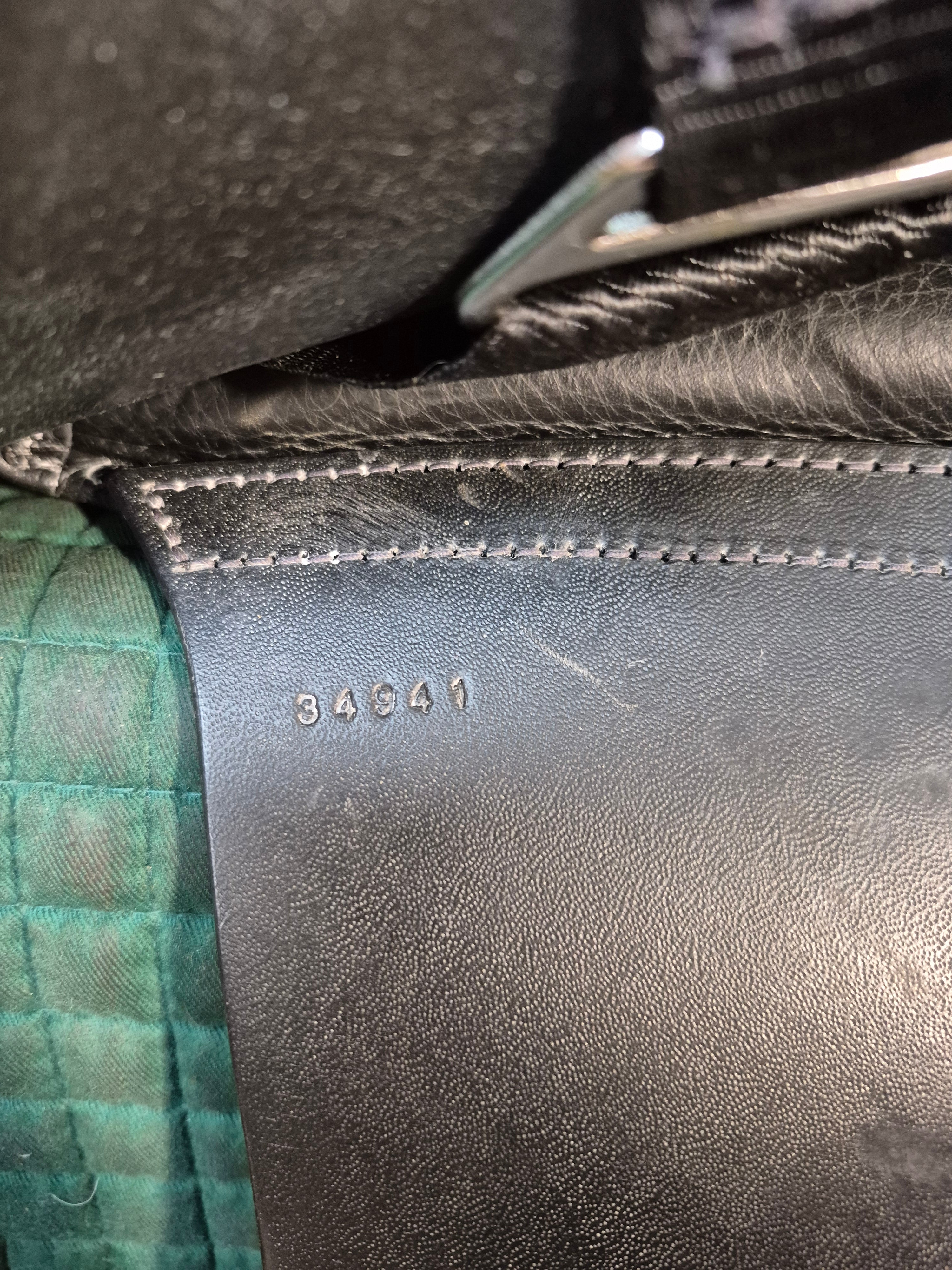 18" Kent & Masters Dressage Saddle