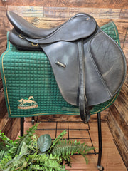 16.5" Wintec AP Saddle - Adjust