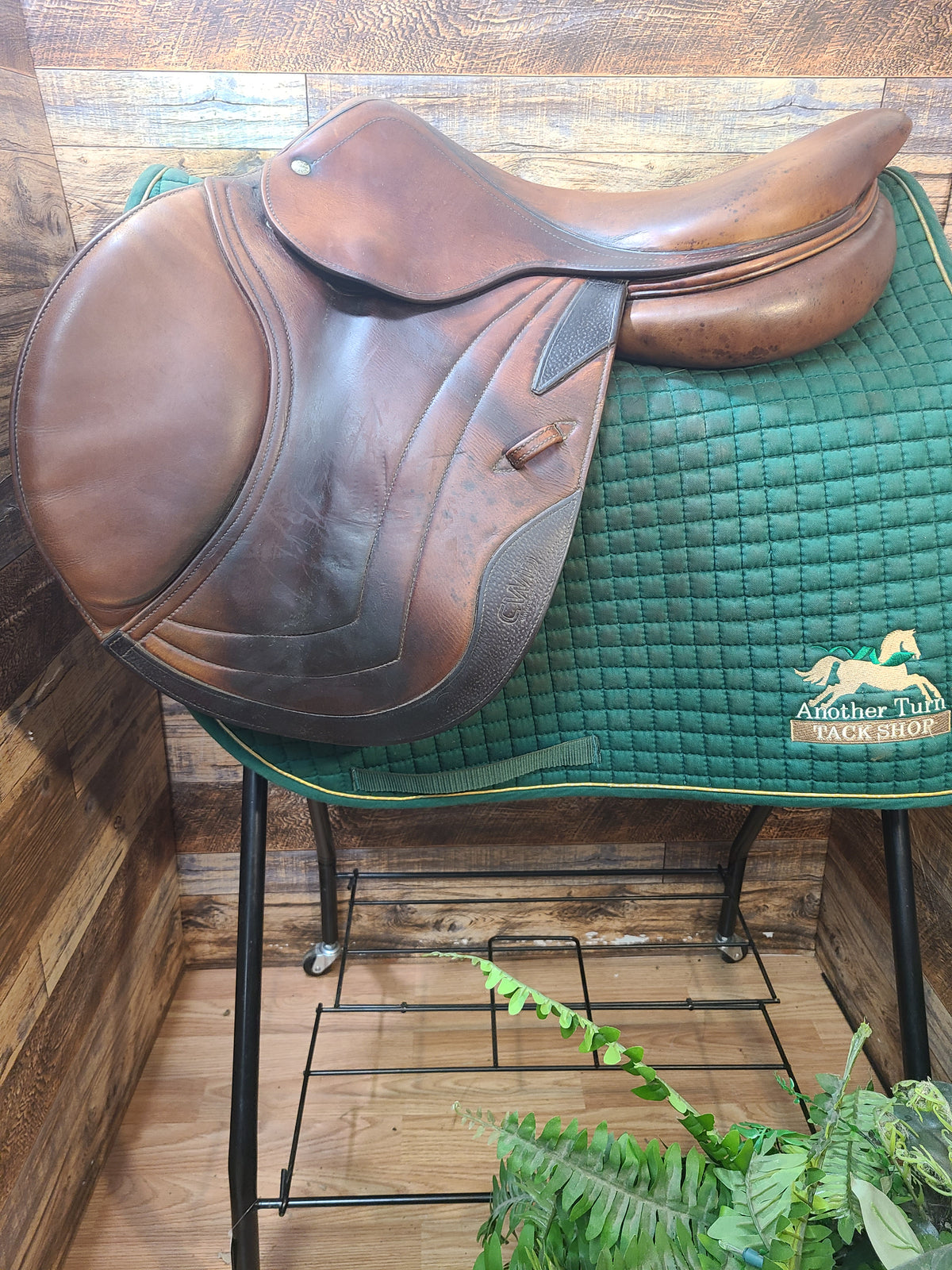 17.5" CWD Jump Saddle
