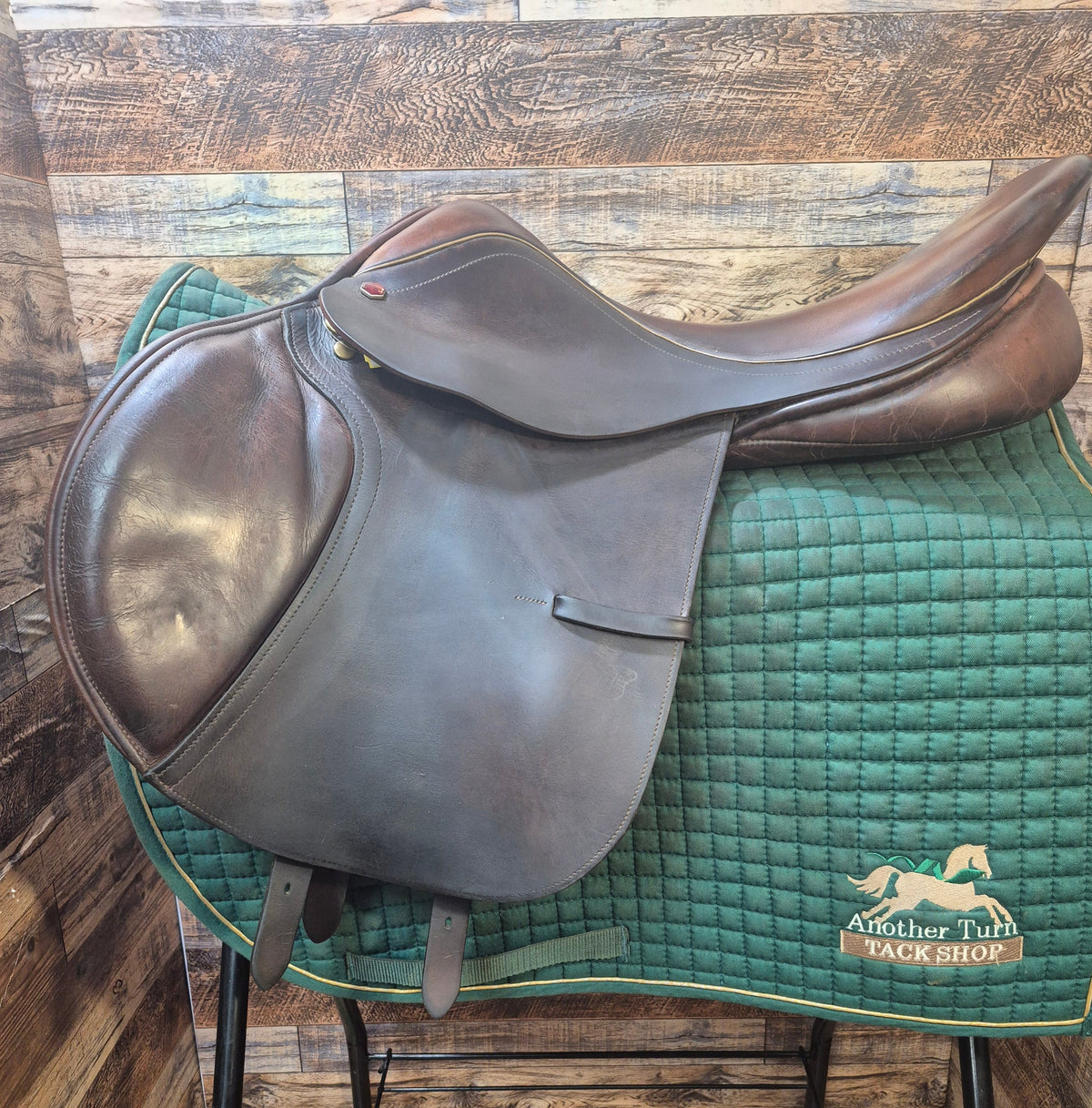 18" Albion Control Jump Saddle