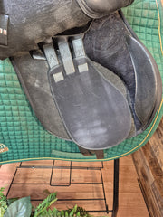 16.5" Wintec AP Saddle - Adjust
