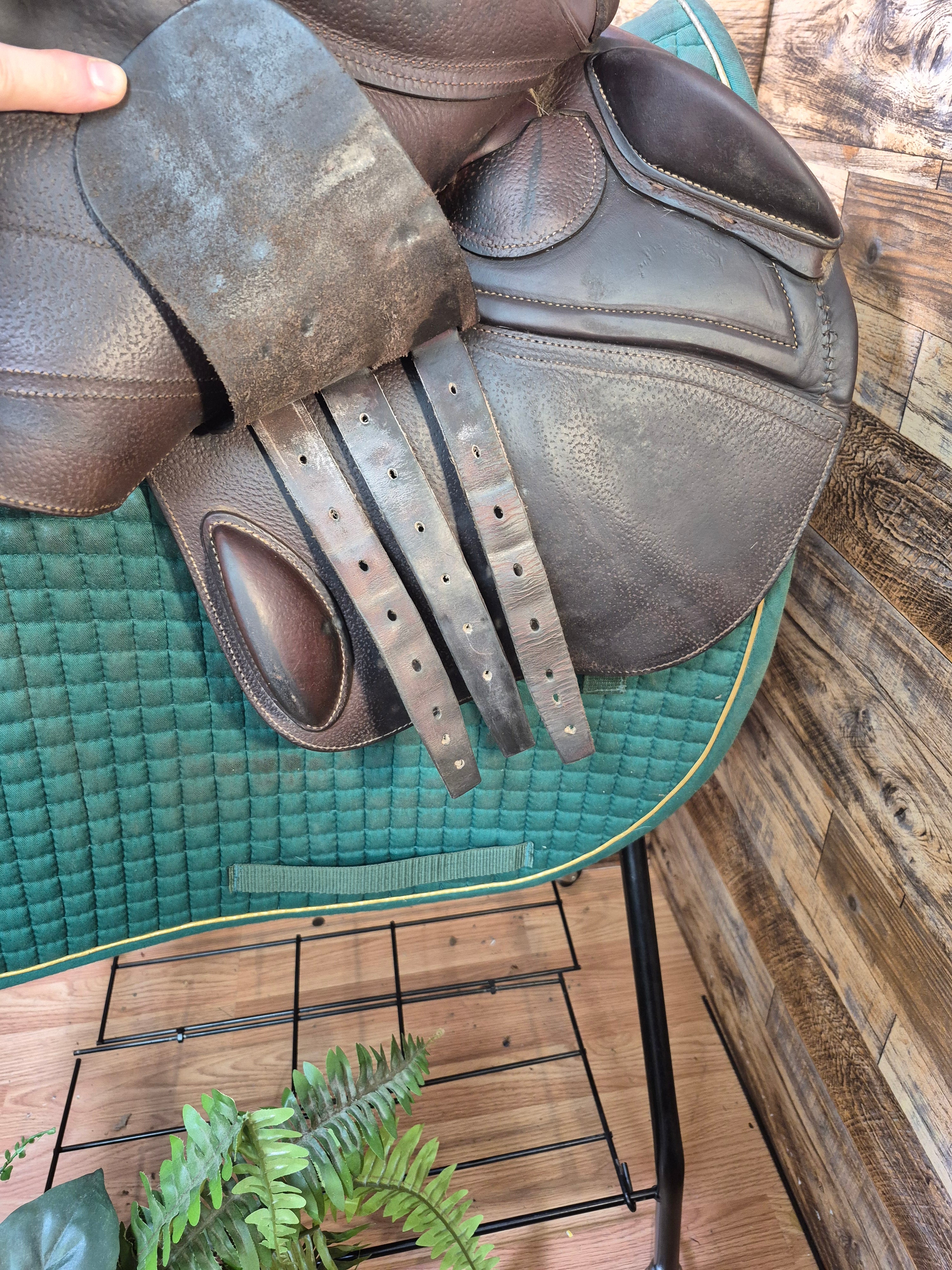 17.5" CWD Mademoiselle Jump Saddle