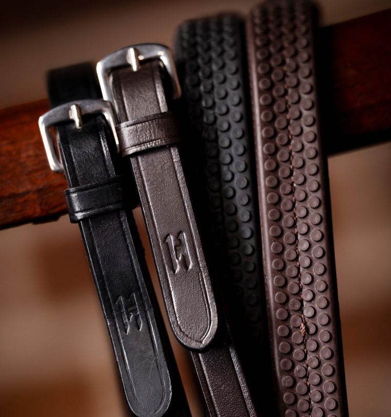 Thumb Grip Rubber Reins