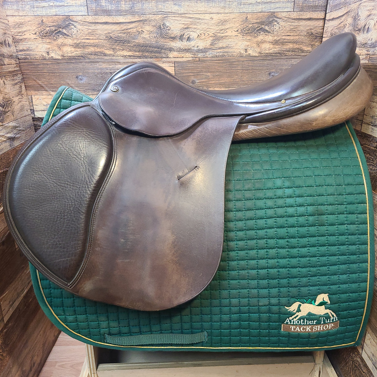 19" Lauriche AP Saddle