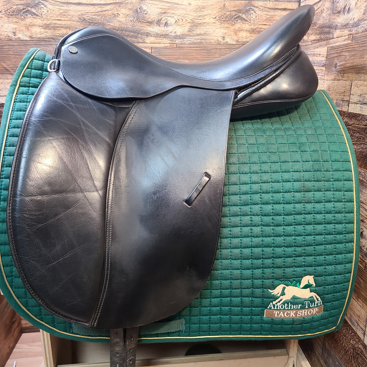 17.5" Klimke KDM Dressage Sad